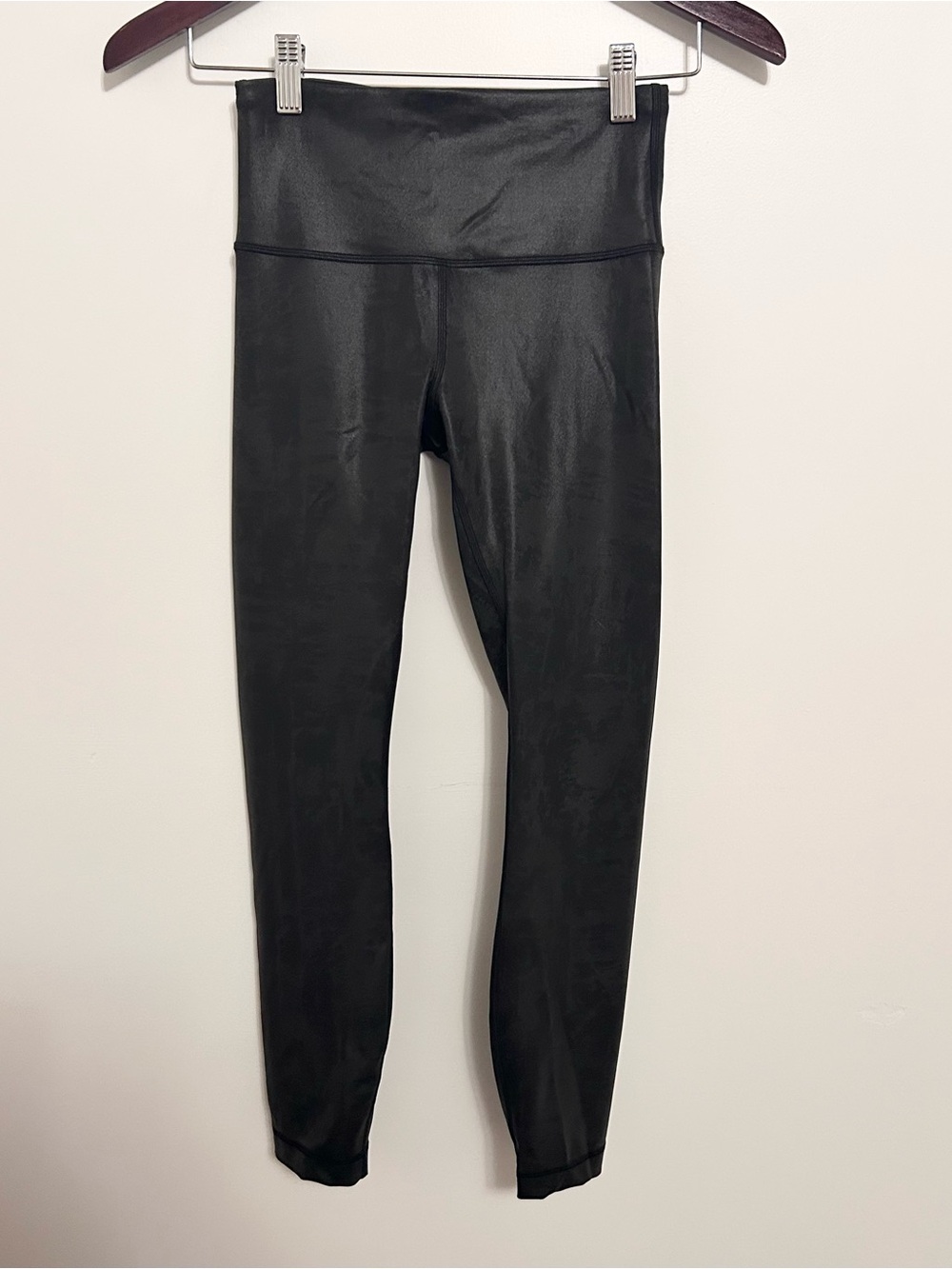 Lululemon Wunder Train High-Rise Tight 25" Matte Foil Special Edition - Picture 5 of 9